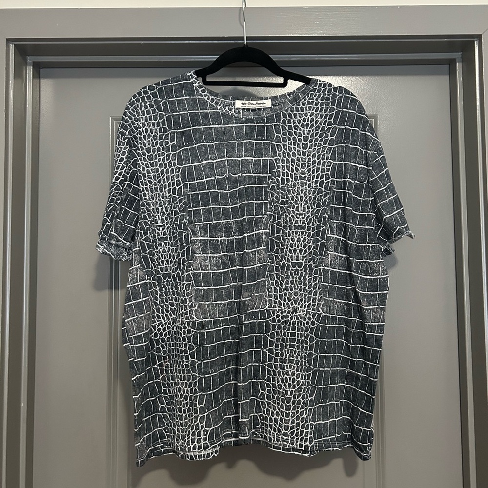 Gray Free People size medium shirt